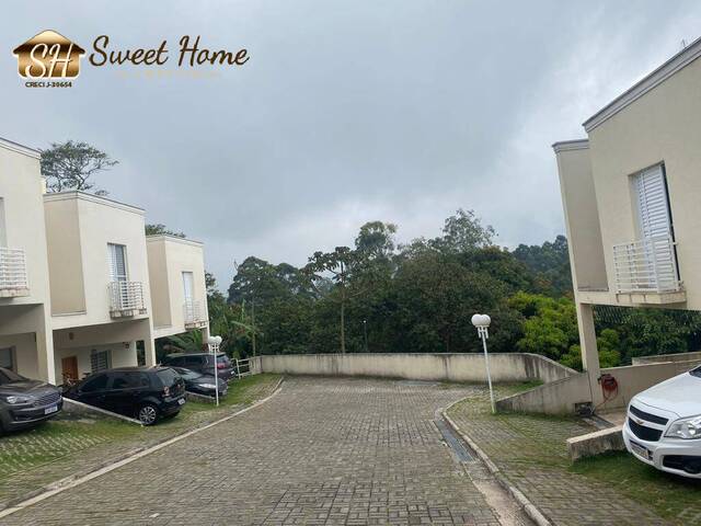 Casa para Venda em Santana de Parnaíba - 2