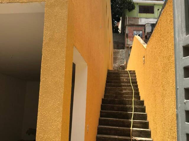 Casa para Venda em Santana de Parnaíba - 3