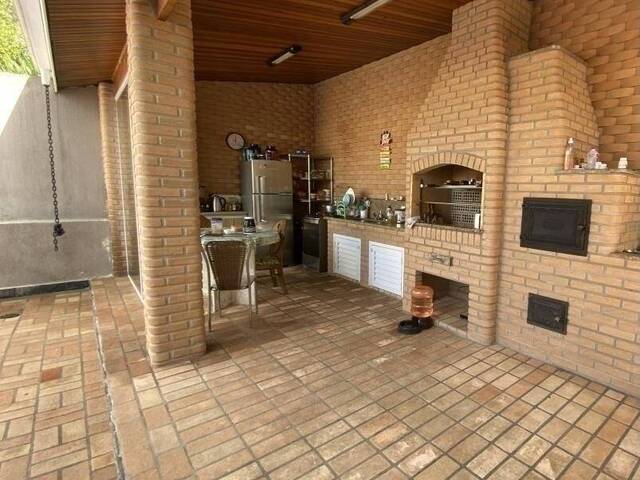 Casa para Venda em Santana de Parnaíba - 2