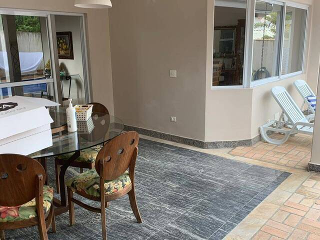 Casa para Venda em Santana de Parnaíba - 4