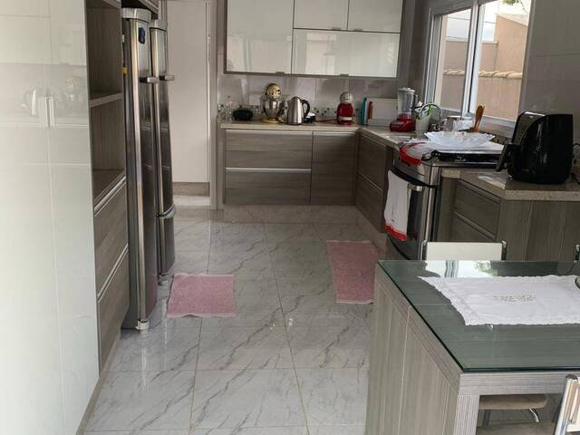 Casa para Venda em Santana de Parnaíba - 5