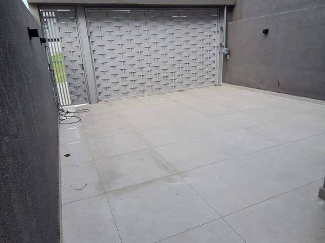 Casa para Venda em Santana de Parnaíba - 4