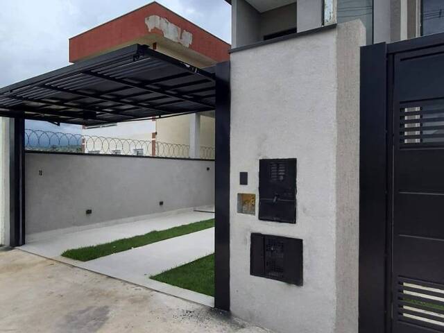 Casa para Venda em Santana de Parnaíba - 2