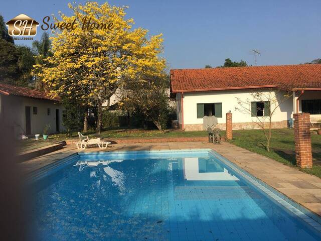 Casa para Venda em Santana de Parnaíba - 4