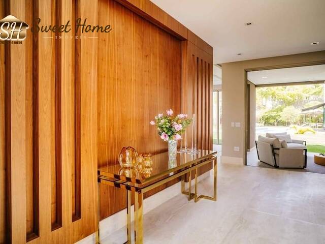 Casa para Venda em Santana de Parnaíba - 5