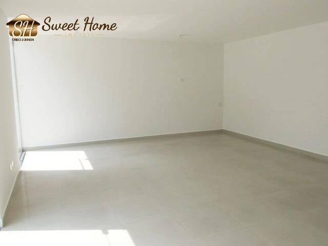 Casa para Venda em Santana de Parnaíba - 4