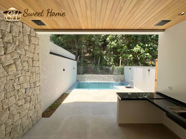 Casa para Venda em Santana de Parnaíba - 4