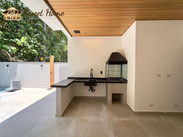 Casa para Venda em Santana de Parnaíba - 5