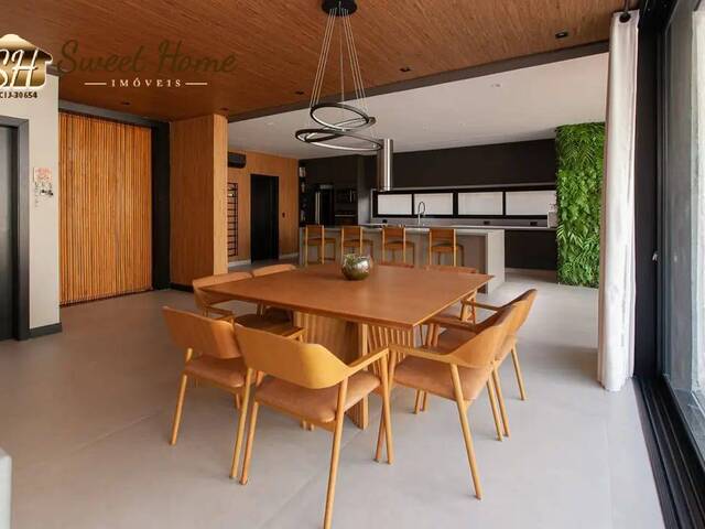 Casa para Venda em Santana de Parnaíba - 4