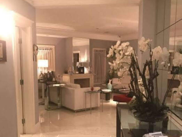 #SH21217 - Casa para Venda em Santana de Parnaíba - SP