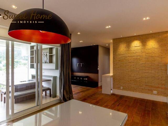 Apartamento para Venda em Santana de Parnaíba - 2