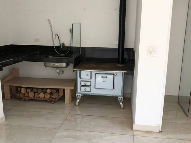 Casa para Venda em Santana de Parnaíba - 4