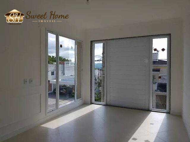 Casa para Venda em Santana de Parnaíba - 4