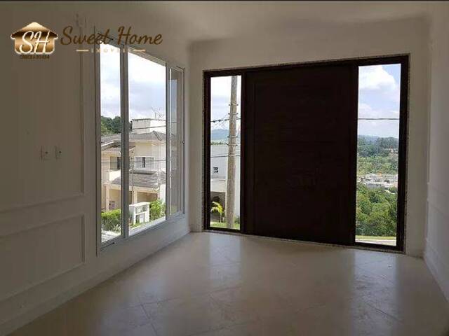 Casa para Venda em Santana de Parnaíba - 4