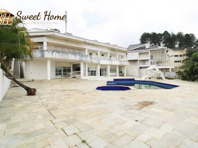 Casa para Venda em Santana de Parnaíba - 3