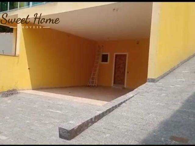 Casa para Venda em Santana de Parnaíba - 3