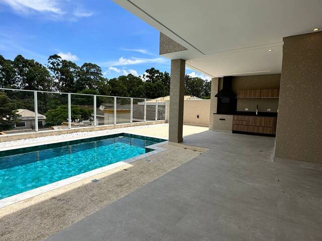 Casa para Venda em Santana de Parnaíba - 4