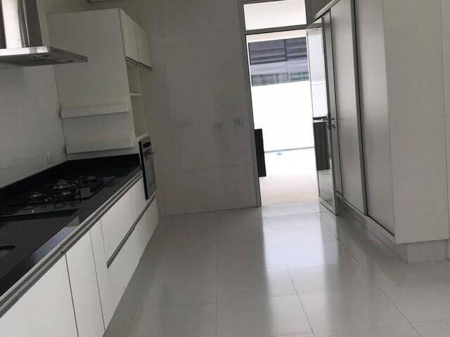 Casa para Locação em Santana de Parnaíba - 5