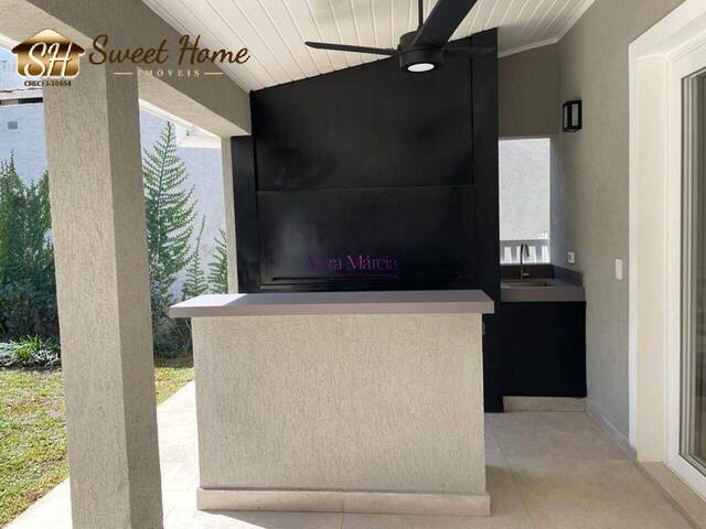 Casa para Venda em Santana de Parnaíba - 4