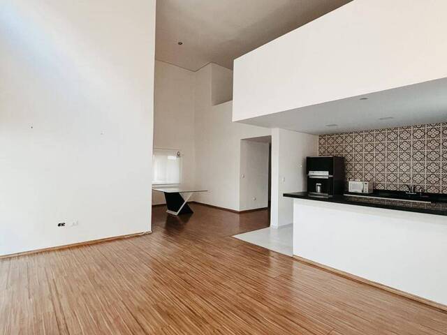 Casa para Venda em Santana de Parnaíba - 5